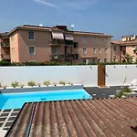公寓 H3o Di Garda 代森扎诺-德尔加达